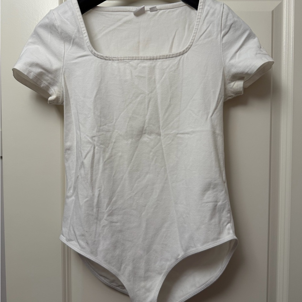GAP White Short Sleeve Bodysuit